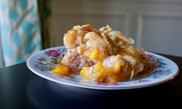 Aunt Evelyn's Peach Cobbler