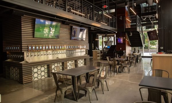 Pour Taproom: Midtown
