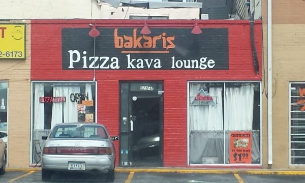 Bakaris Pizza