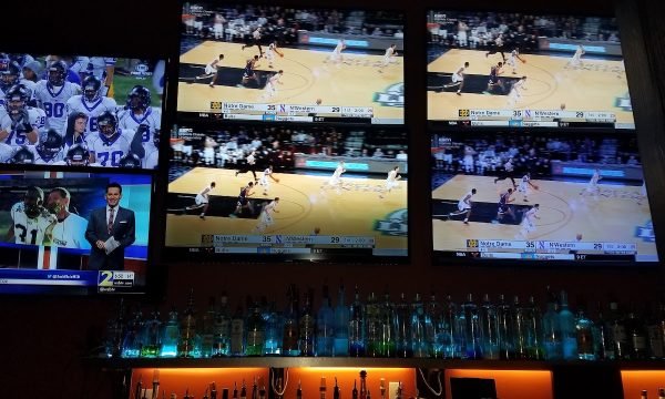 656 Sports Bar & Grille