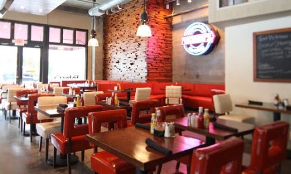 Vickery's Bar & Grill - Glenwood Park