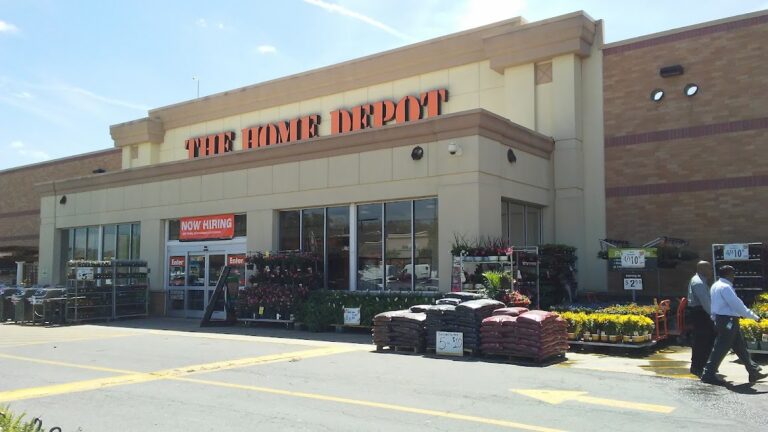 lindbergh plaza 768x432