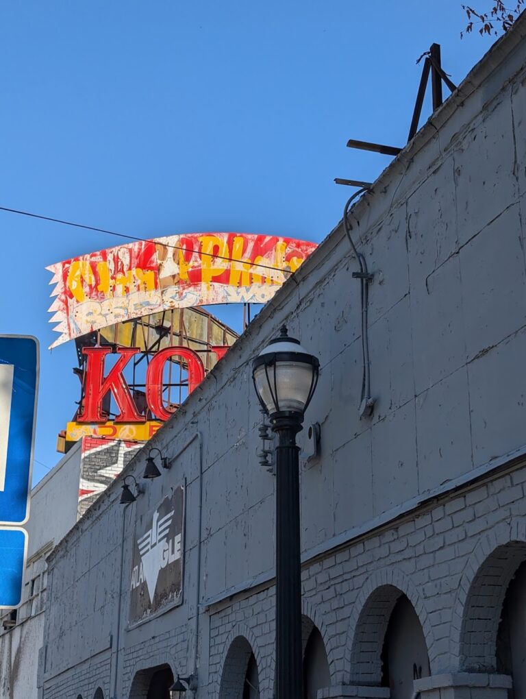 photo.html 152 768x1020