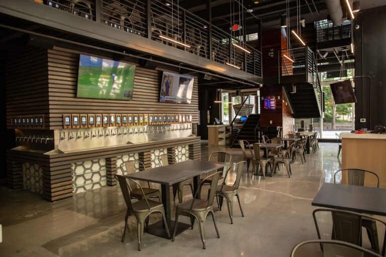 photo.html 246 768x512