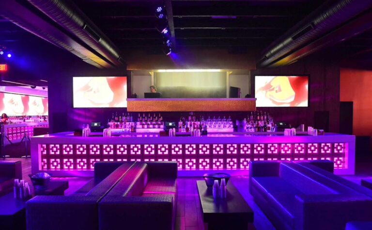 photo.html 260 768x474