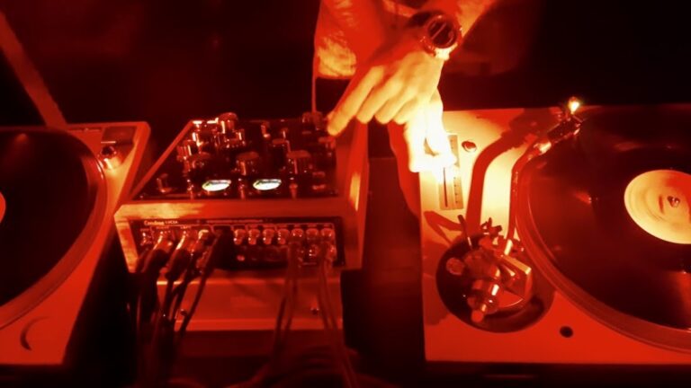 photo.html 275 768x432