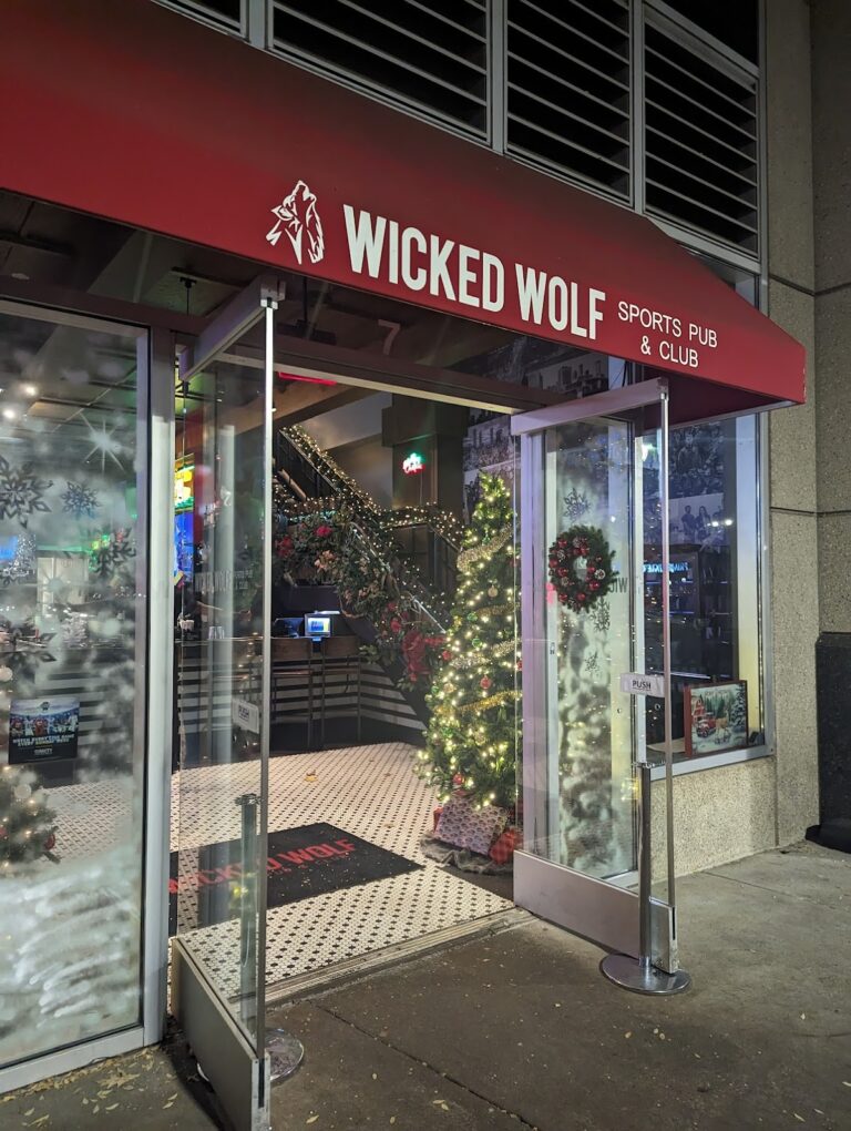 photo.html 302 768x1020