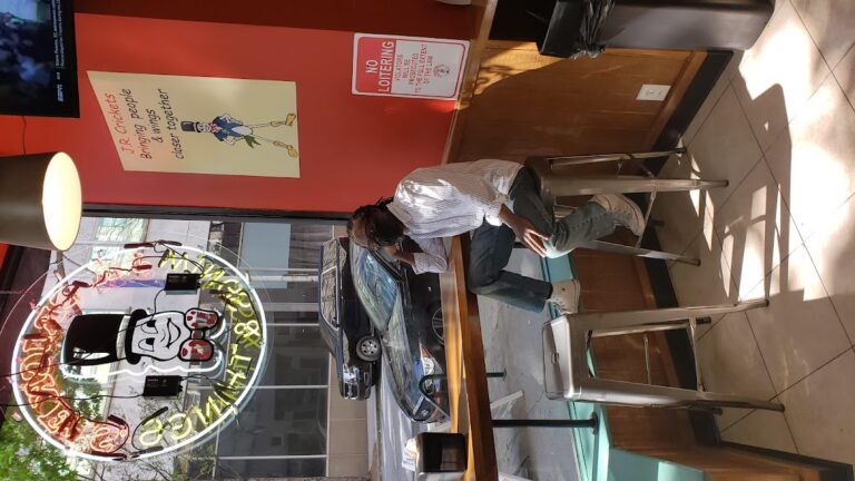 photo.html 348 768x432