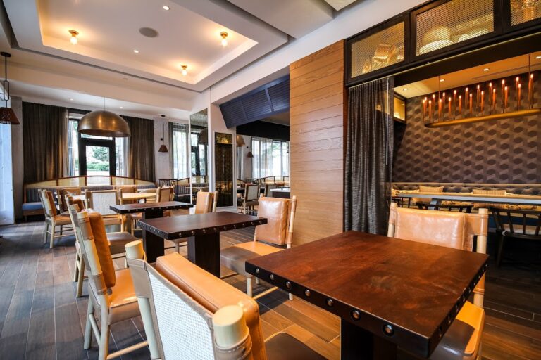 photo.html 359 768x512