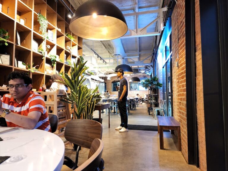 photo.html 439 768x576