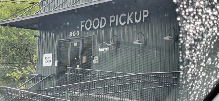 photo.html 473 768x355