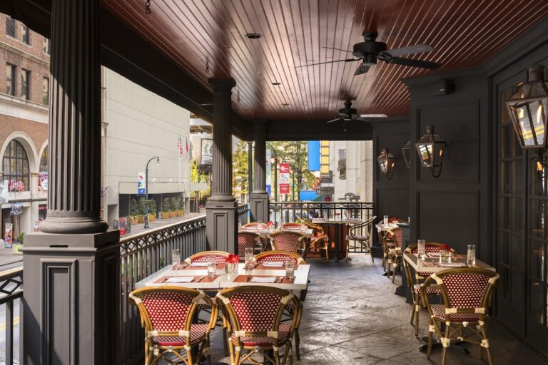 photo.html 50 768x512