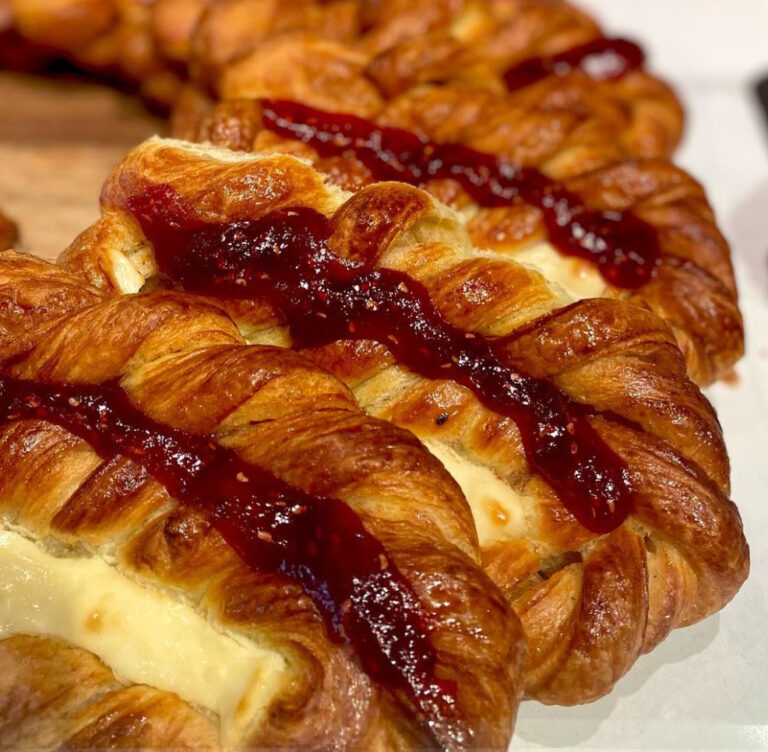 photo.html 622 768x752