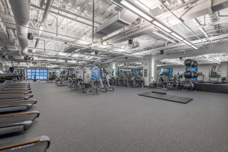 photo.html 746 768x513