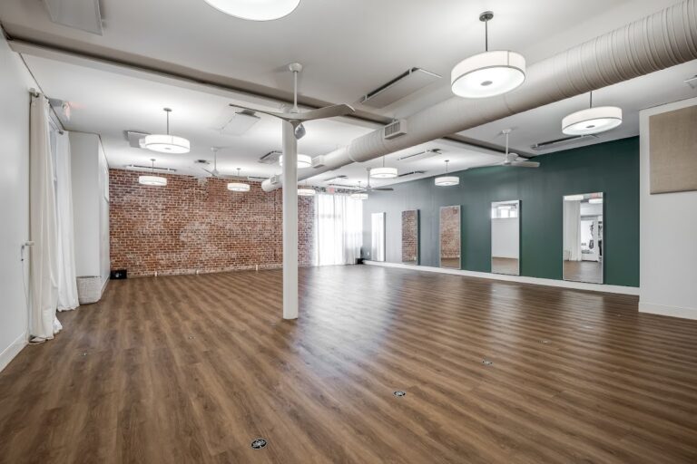 photo.html 779 768x512