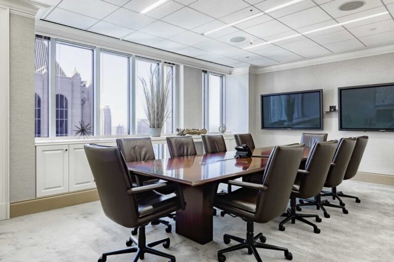 photo.html 802 768x511