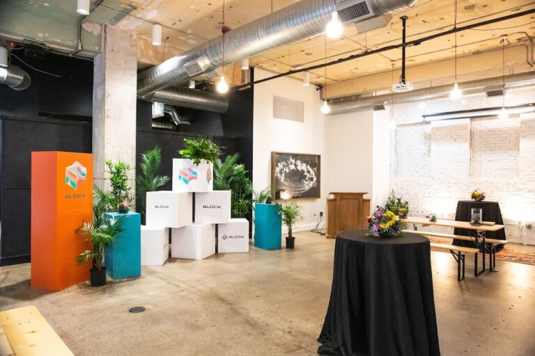 photo.html 822 768x512