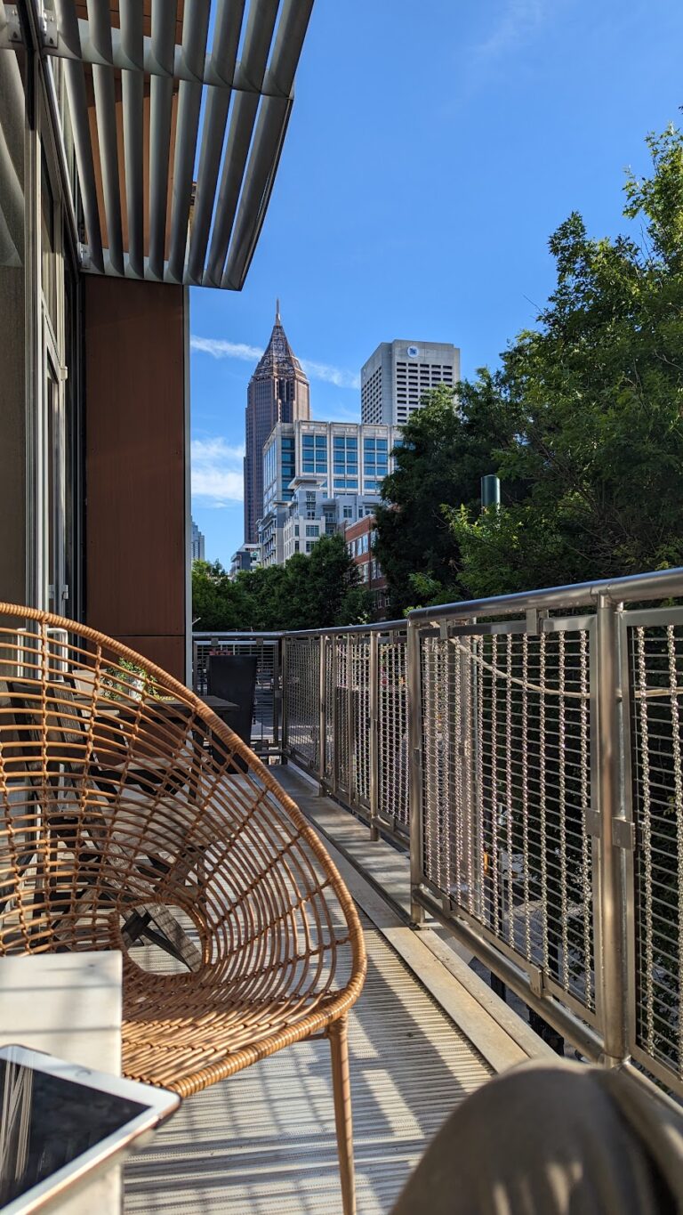 photo.html 890 768x1365